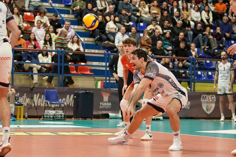 1335/MAX00080-42 set.jpg Image